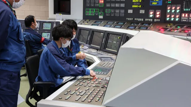 
                    Japão reativou a maior central nuclear do mundo após 14 anos de fecho
                