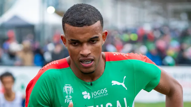 Atleta do Benfica em coma induzido após sofrer acidente de viação