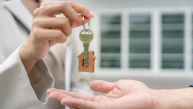 
                    Se vender o meu T2 para comprar casa maior terei de pagar mais valias?
                