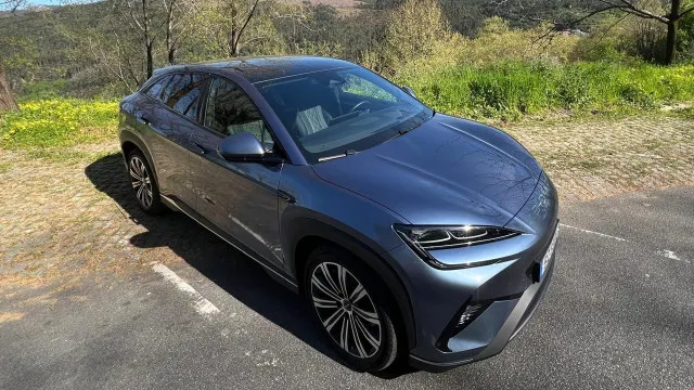 
                    BYD Sealion 7. Fomos de Lisboa ao Porto no SUV só numa carga (e sobrou)
                