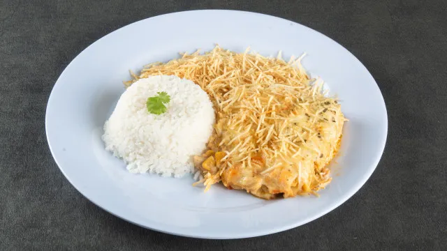 
                    Como fazer fricassé de camarão? Temos duas receitas (bem diferentes)
                