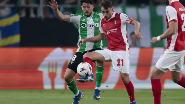 
                    Betis lamenta alerta de evacuação acionado por engano ante Sp. Braga
                