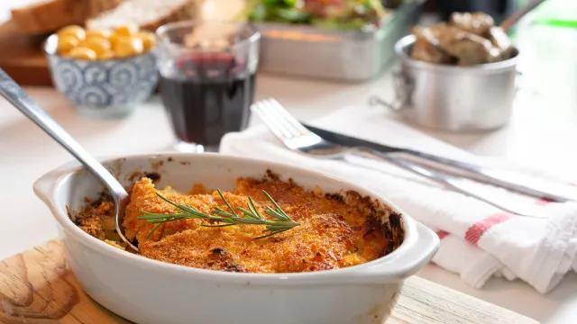 
                    Ninguém resiste a este bacalhau espiritual. A receita é de Joana Barrios
                