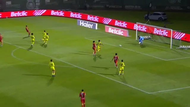 Insólito. Erro caricato de Adriel dá vantagem ao Rio Ave contra o AVS