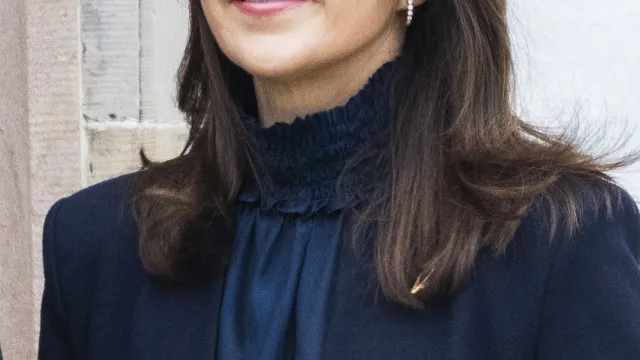 
                    Mary da Dinamarca aparece pela primeira vez desde a morte do pai. Fotos 
                