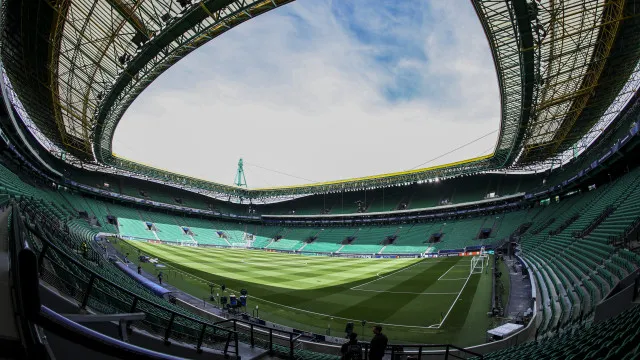 Sporting-VitÃ³ria SC: SÃ³ hÃ¡ uma maneira de serenar os Ã¢nimos