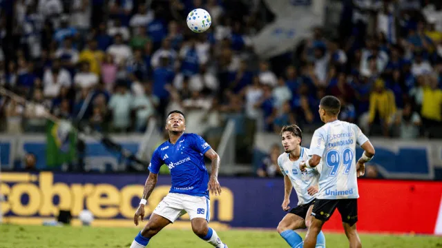 Artur Jorge leva a melhor sobre Luís Castro e agudiza crise do Grêmio