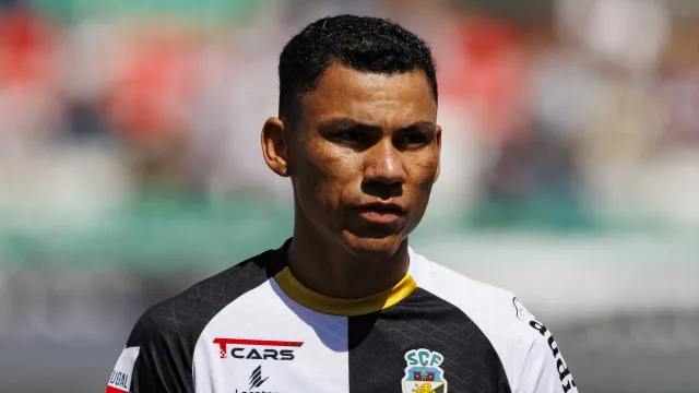 Farense surpreende e deixa Vizela a ver a I Liga 'por um canudo'