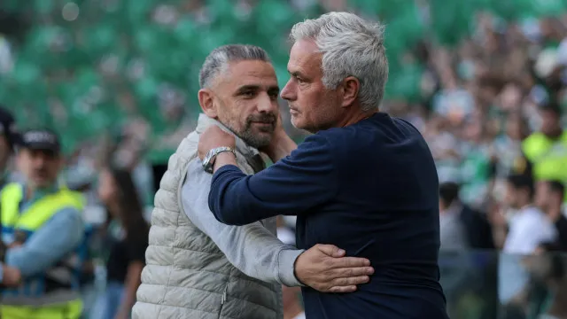 
                    O que não viu na TV. Eis as melhores imagens do Sporting-Benfica
                