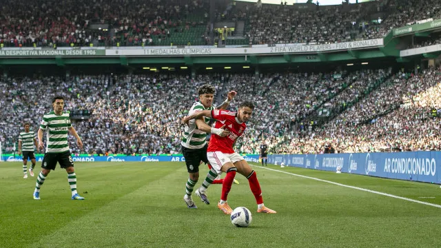 Luta pela Champions ao rubro. Todas as contas de Benfica e Sporting