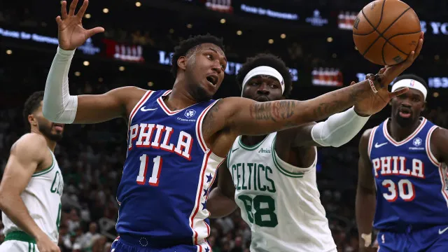 Boston Celtics destroem Philadelphia 76ers com ajuda de Neemias Queta