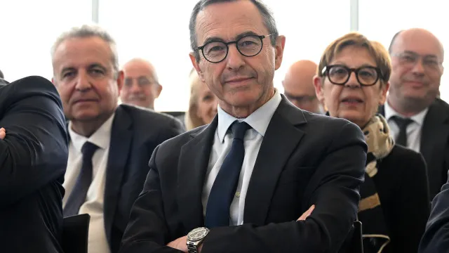 Ex-ministro conservador será candidato a presidenciais francesas