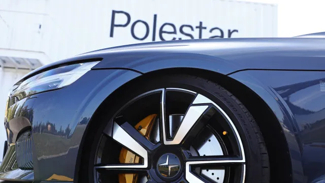 
                    Polestar começou ano com novo máximo trimestral. Os números
                