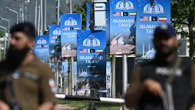 
                    Irão quer conversar com EUA (mas não confirma presença em Islamabade)
                