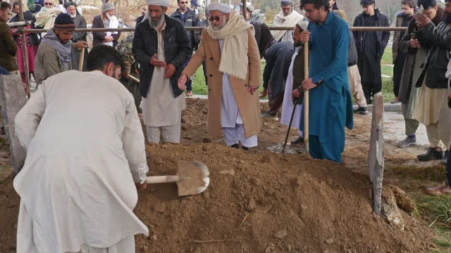 Irão: Executados dois membros de grupo da oposição no exílio