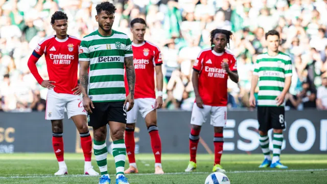 Penálti de Suárez no dérbi ainda dá que falar: "Há um ano era ilegal"