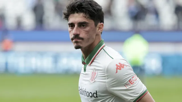 Nice não vai acionar compra e Tiago Gouveia fica nas mãos de Mourinho