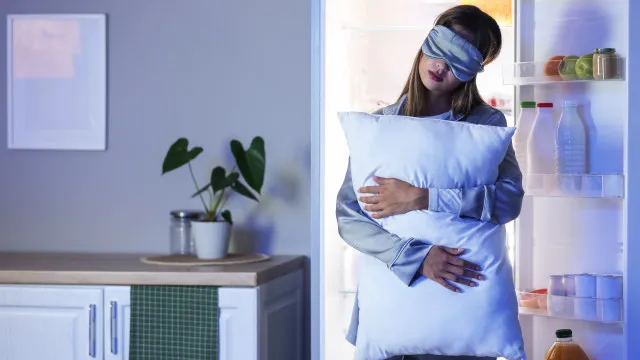 
                    Os alimentos que o ajudam a dormir melhor, segundo os médicos
                