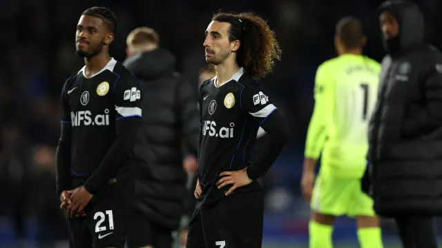 
                    Surreal. Deslize pode indiciar quem é a 'toupeira' do Chelsea
                