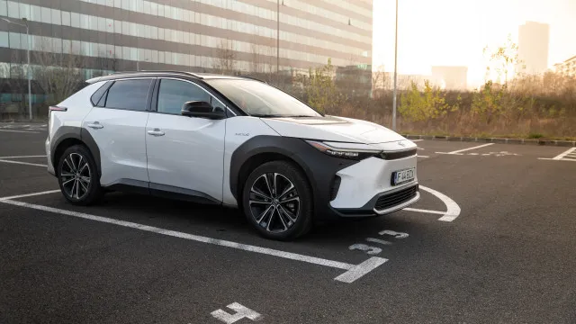 
                    Toyota superou BYD e Tesla nas vendas de elétricos no Japão
                