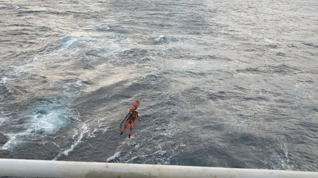 
                    Marinha coordenou dois resgates ao largo do arquipélago dos Açores
                