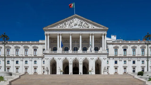 
                    Ativistas da Transmutar denunciam violência nos confrontos junto à AR
                