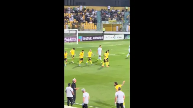 
                    O que se passou aqui? Jogador do Al Nassr perde a cabeça com Jorge Jesus
                