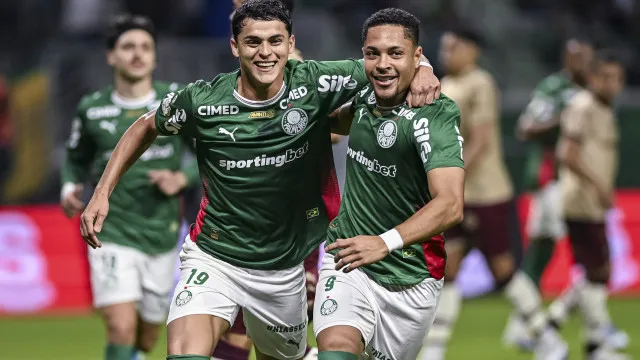 Palmeiras, de Abel Ferreira, vence e está perto dos 'oitavos' da Taça