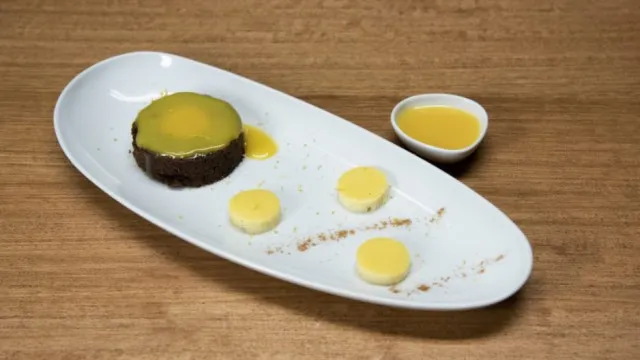 
                    Um doce com tradição: A receita de tigelada (mas com toque de chocolate)
                