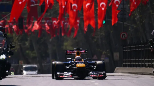 
                    Depois de Portugal, GP da Turquia de regresso à Fórmula 1 em 2027
                