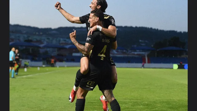 
                    EM DIRETO: Alverca e Arouca abrem as contas da jornada 31 da I Liga
                