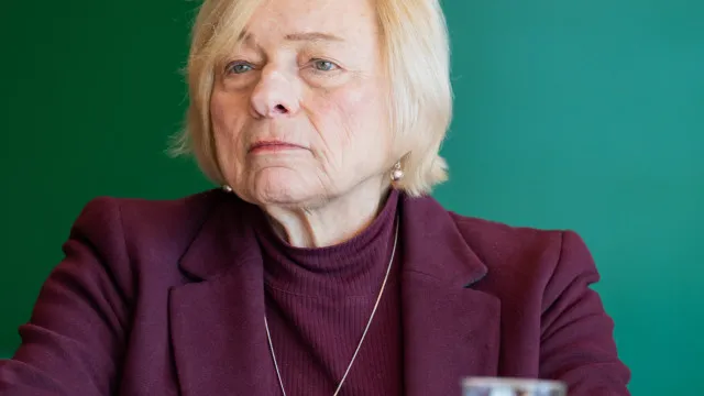 Maine veta 1.ª moratória a construção de grandes centros de dados