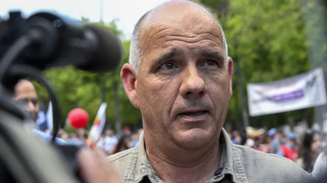 
                    Livre, PCP, Bloco de Esquerda e PAN criticam prioridades do Governo
                