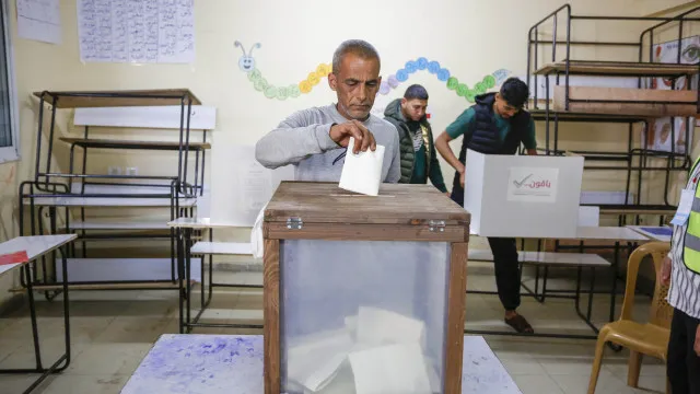 Eleições municipais na Palestina com participação de 53,4%