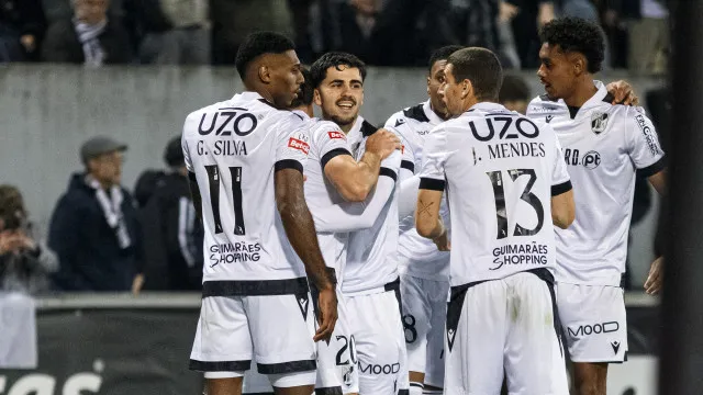 EM DIRETO: Nacional complica vida do Tondela. Benfica e Vitória vencem