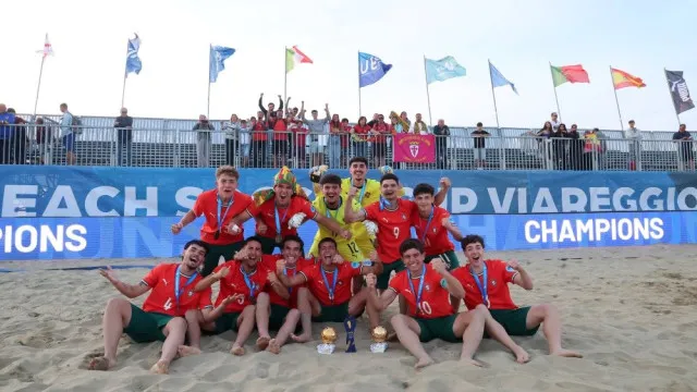 
                    Portugal sagra-se campeão europeu de futebol de praia de sub-20
                