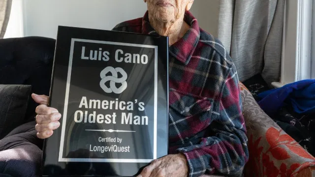 Homem mais velho dos EUA revela segredos: "Não beber muito, dormir bem…"