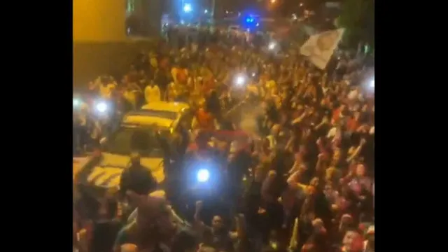 Loucura total. Os festejos do Marítimo após confirmada a subida à I Liga