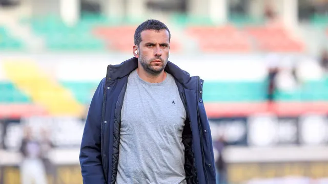 Estrela da Amadora despede João Nuno e já tem sucessor à vista