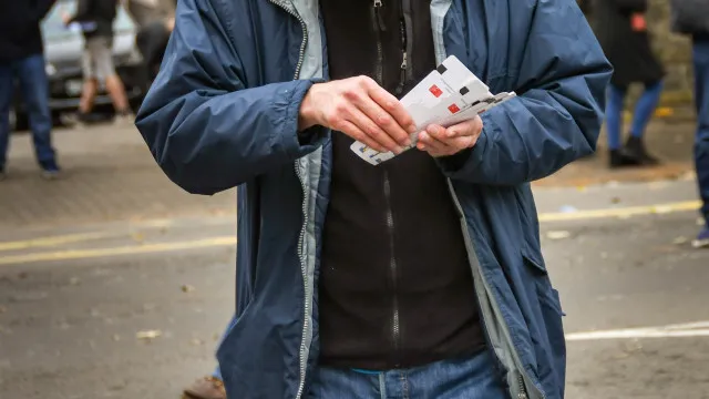 
                    Bilhetes a 2.000€? Revenda acima do preço de custo é crime e vale prisão
                