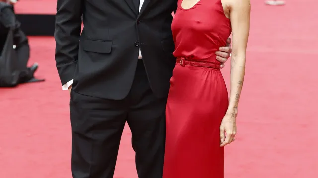 
                    Channing Tatum manda indireta após noivado de Zoë Kravitz e Harry Styles
                