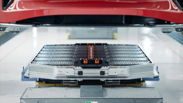 
                    CATL: Baterias de sódio chegam este ano. Mais baratas, menor autonomia
                