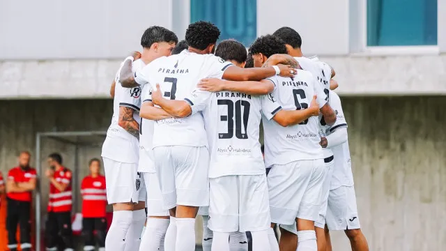 Académico de Viseu segura empate e sagra-se campeão da Liga Revelação