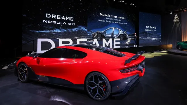 
                    Hipercarro com jato diz acelerar dos 0-100 km/h em menos de 1 segundo
                