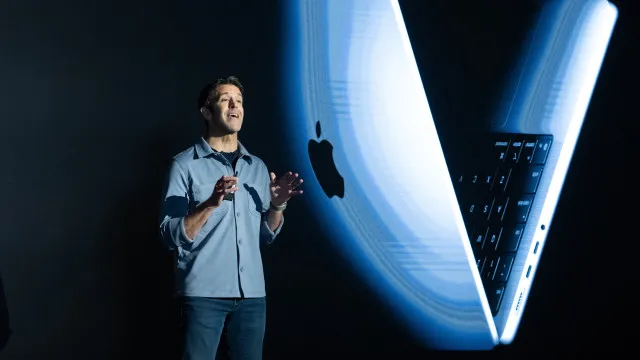 
                    Novo CEO da Apple terá de lidar com dois (grandes) desafios
                