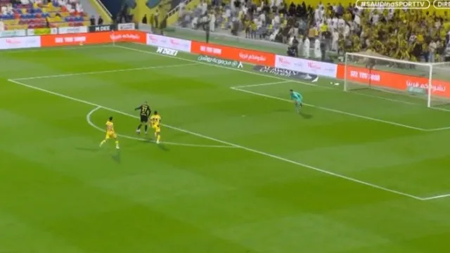 Depois do golo, a assistência. Aouar deixa Sérgio Conceição radiante