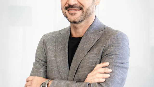 "O novo risco digital não são os hackers… é a escala"