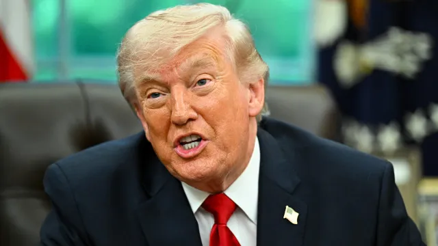 Trump diz que Reino Unido o teria ajudado no Irão se dependesse do rei