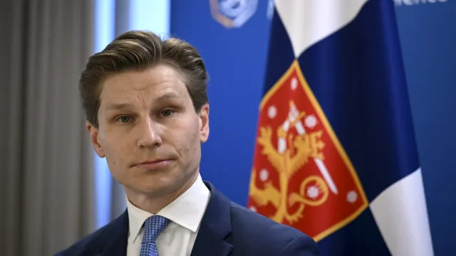 Ucrânia: Finlândia junta-se a coligação de países fornecedores de drones