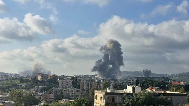 Ataques israelitas no sul do Líbano matam 12 pessoas